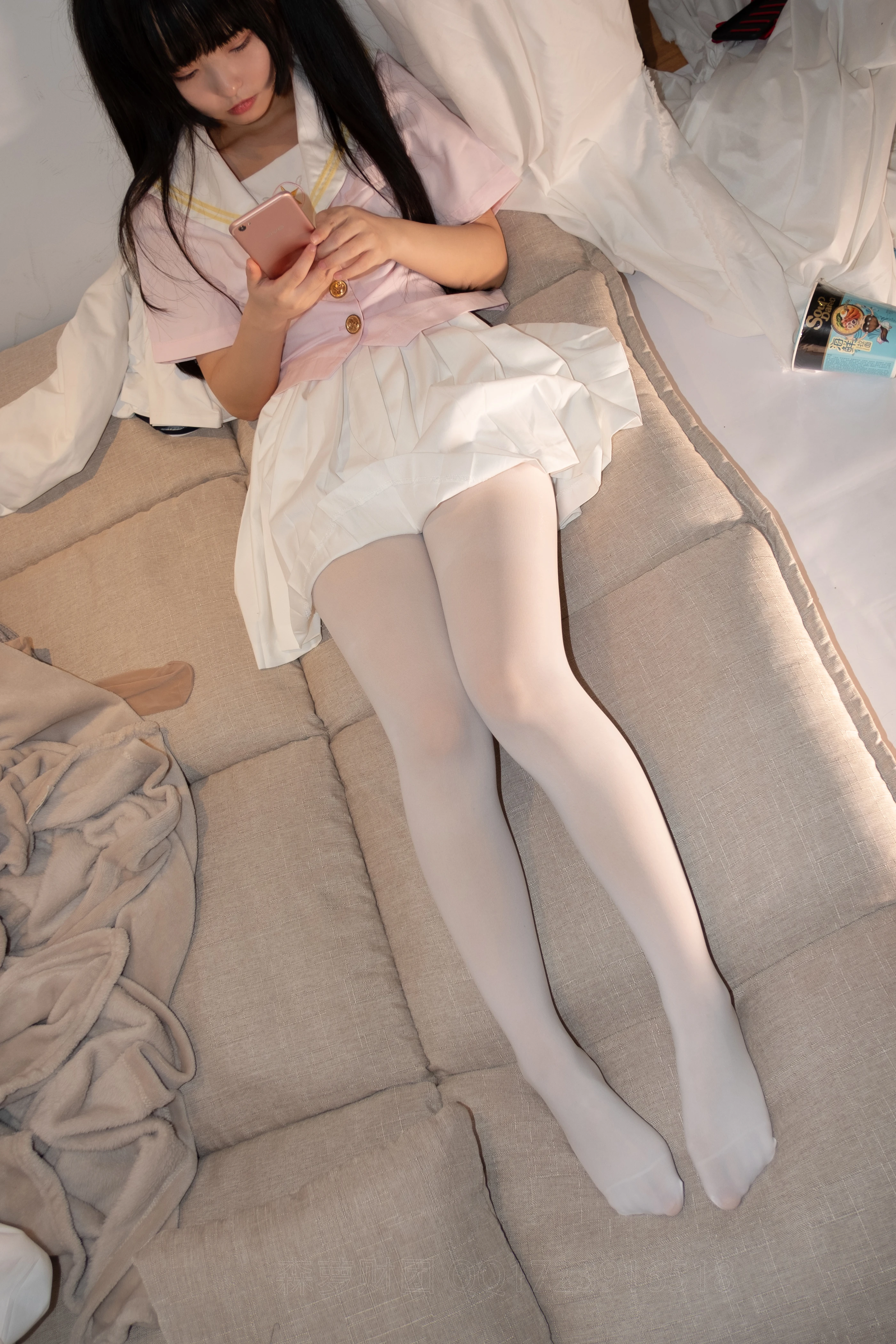 森萝财团 [ALPHA-012] 粉衣白丝 [102P 1V]插图